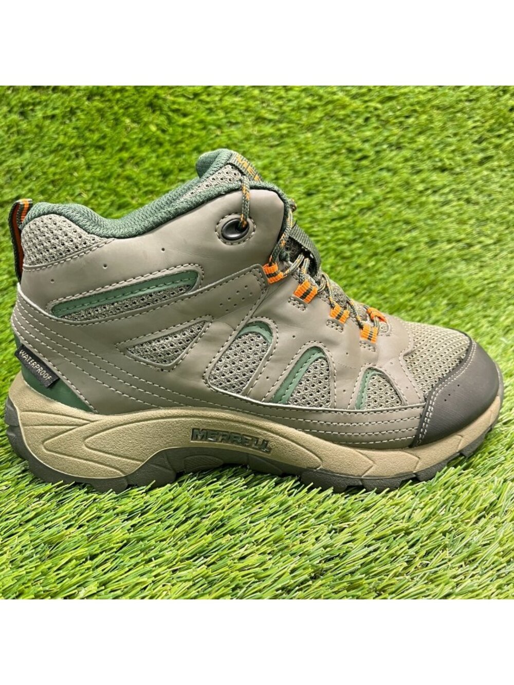 Merrell Oakcreek Mid Lace Boys Size 4Y Gray Outdoor Waterproof Hiking Boots